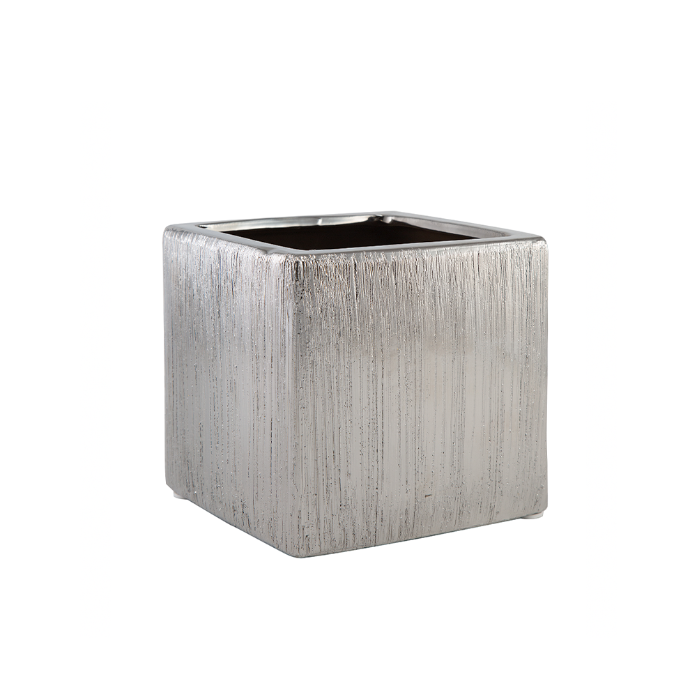 ETCH CUBE VASE - 4" × 4" × 4" - Silver